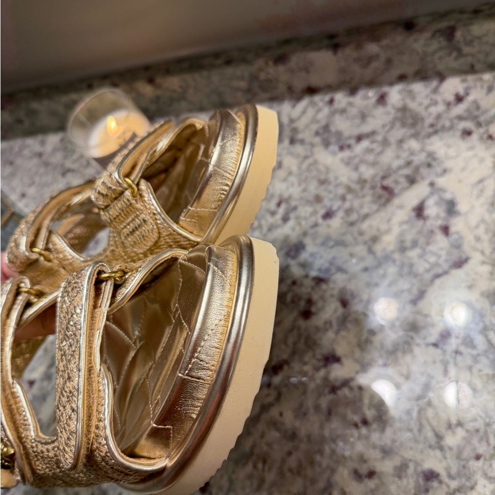 Kurt Geiger Metallic Gold Quilted Slide Sandals 38.5 - Picture 10 of 10